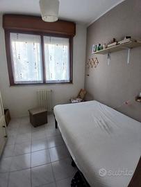 Stanza singola vicino Metro B