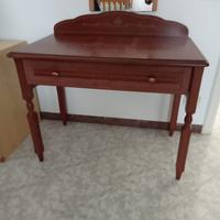 Tavolino e lume piu’ colonnetta