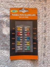 Kit fusibili mini bilamellari assortiti auto 10 pz