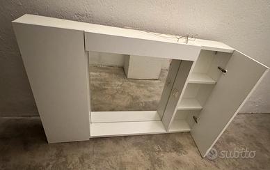 Mobile bagno con specchio