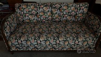 Divano letto tre posti