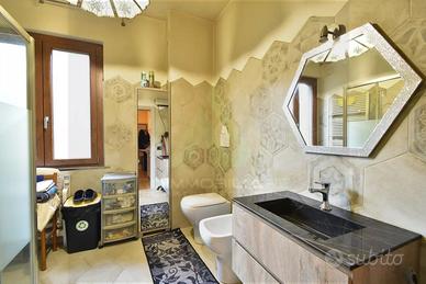 BOCCONI - PORTICO DI ROMAGNA Porzione di bifamilia