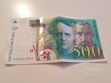 Banconote francesi 500 e 100 franchi