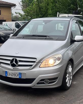Mercedes-benz B 180 CDI Sport pari al Nuovo