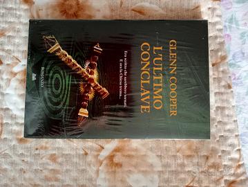 l'ultimo conclave di Glenn Cooper ancora imballato