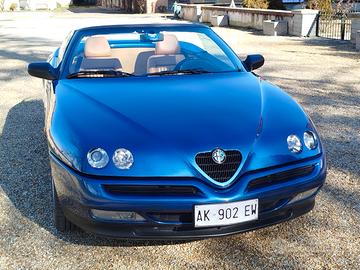 alfa romeo spider
