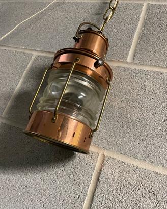 Lanterna nave rame ancoraggio