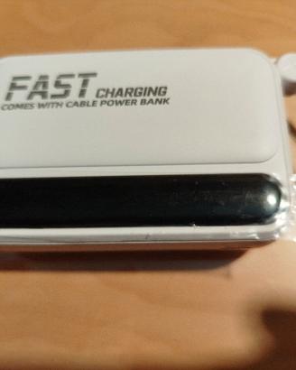 Power Bank 50000 Fast Charging con Cavi, nuovo