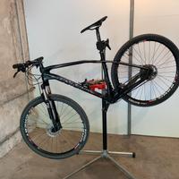 bici MTB Olympia taglia L  carbonio “29