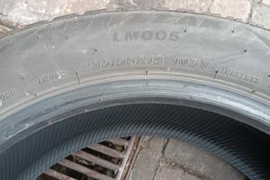 gomme 235/55r19 105v