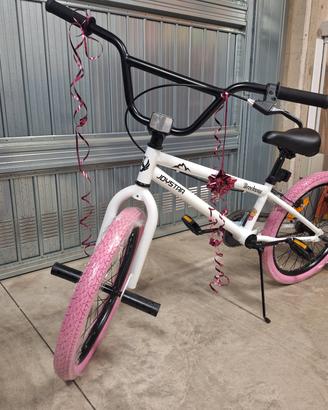 Bicicletta 20/24 pollici NUOVA, mai usata