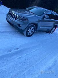Jeep Grand Cherokee Laredo 190cv