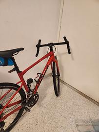 gravel bike giant revolt, taglia M