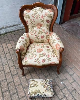 Poltrona vintage a trama floreale