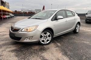 Opel Astra 1.7 CDTI 110CV 5 porte Cosmo