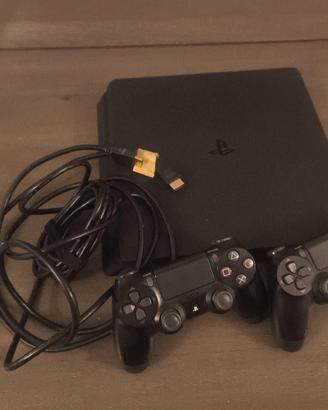 ps4 + 2 controller e cavi