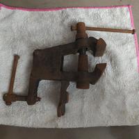 morsa da tavolo vecchio utensile 