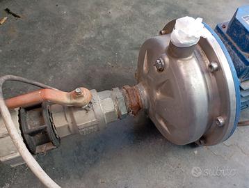 Pompa tiraggio acqua