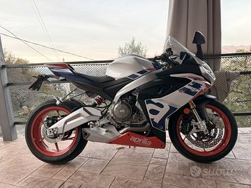 Aprilia rs660 limited edition n 828ª/1500