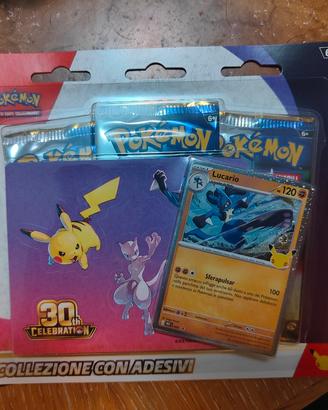 Pokemon 30th anniversario collezione con adesivi