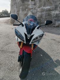 Yamaha r6