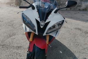 Yamaha r6