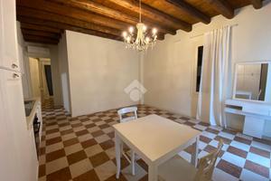 2 LOCALI A CASTELLO DI GODEGO