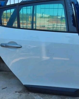 PORTIERA SPORELLO POSTERIORE DX MEGANE III 2011