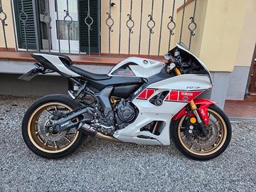 Yamaha R7 Anniversary