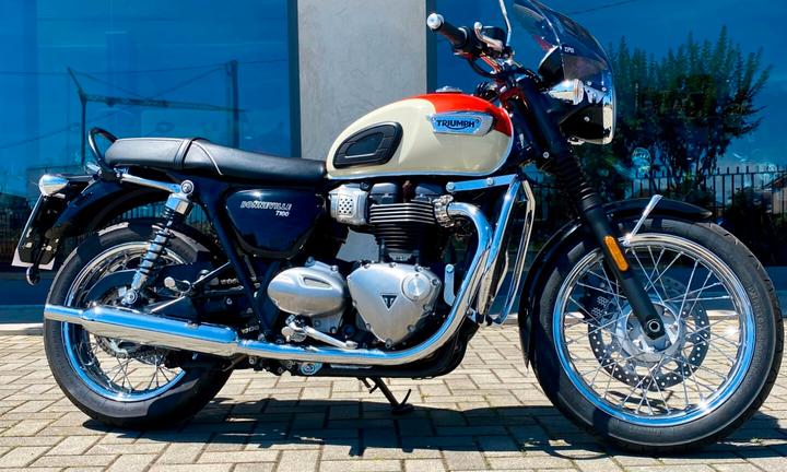 TRIUMPH BONEVILLE KM 6010 CONSEGNA GRATUITA ITALIA