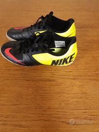 scarpe da futsal. 