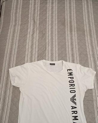 T-shirt emporio Armani L