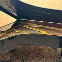 Pianoforte a coda YAMAHA C7