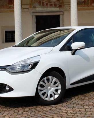 Clio IV 4 pezzi di ricambio