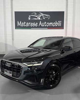 Audi Q8 S-Line Quattro 50 mhev tiptronic 3.0cc 286