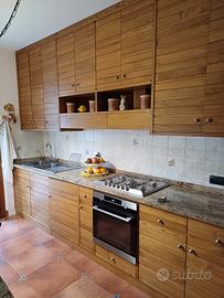 Cucina in legno