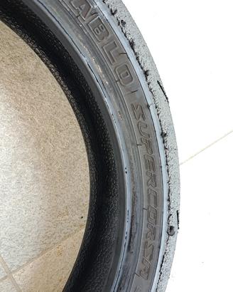 pirelli supercorsa v2 anteriore/posteriore 