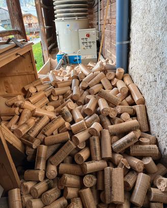Bricchetti/tronchetti in legno