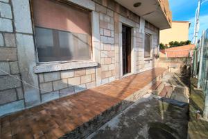 Semindipendente piano terra con spazi esterni