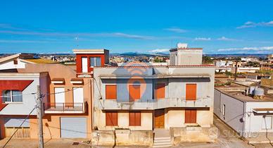 Petrosino Indipendente Con Ampio Spazio Esterno