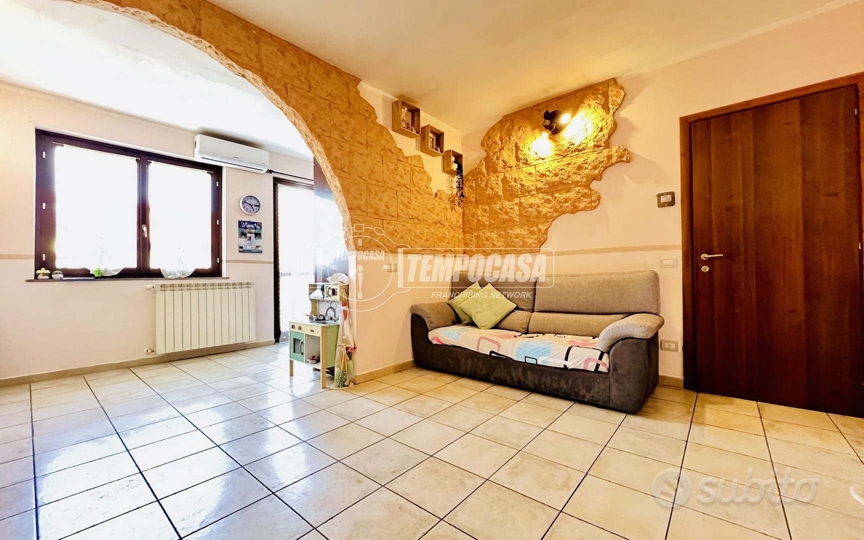 Quadrilocale con terrazzo, doppi servizi, box dopp - Vista 3