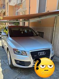 Audi Q 5.   3000 V 6 Stronic Advance anno 2011