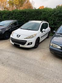 Ricambi Peugeot 207 2008 vari modelli e colori