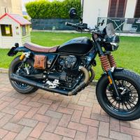 Moto Guzzi V9 bobber