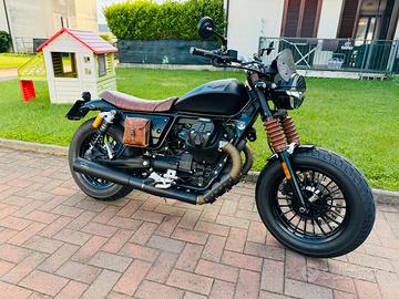 Moto Guzzi V9 bobber