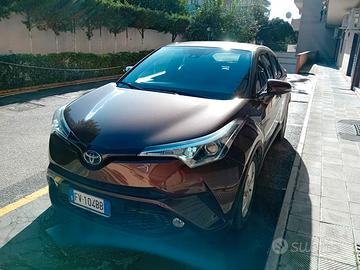 Toyota CHR 1800 Full hibrid