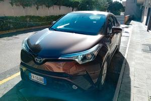Toyota CHR 1800 Full hibrid
