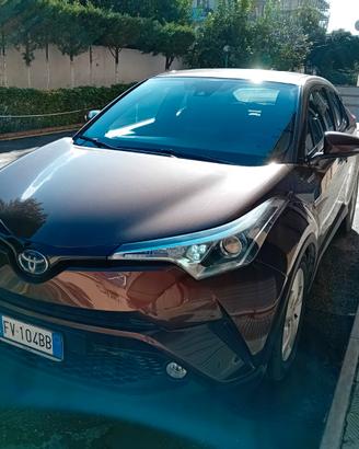 Toyota CHR 1800 Full hibrid