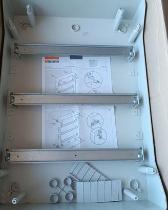 SCATOLA X QUADRO ELETTRICO GRANDE BTICINO A 54 MOD