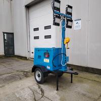 Torre faro con gruppo elettrogeno 5kw diesel nuova